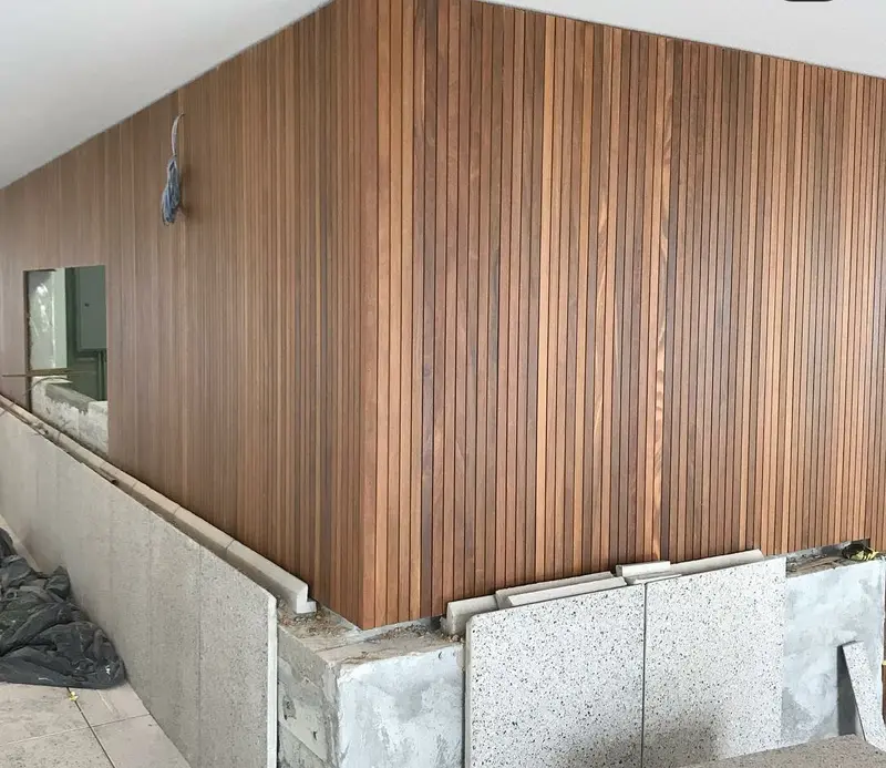 Obra de estrutura de madeira 3